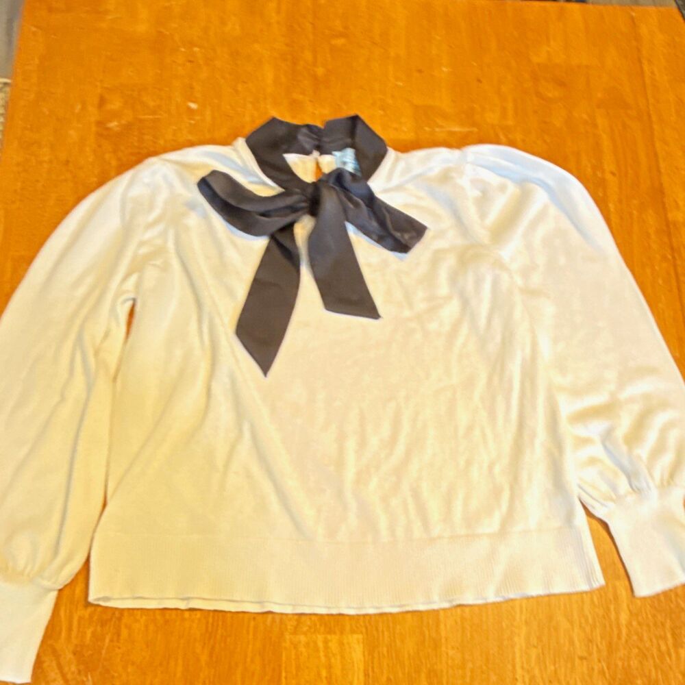 CeCe Women’s XL White Knit Tie Neck Bow Long Sleeve Pullover Sweater